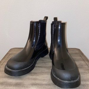 Jeffrey Campbell black rain proof Chelsea boots